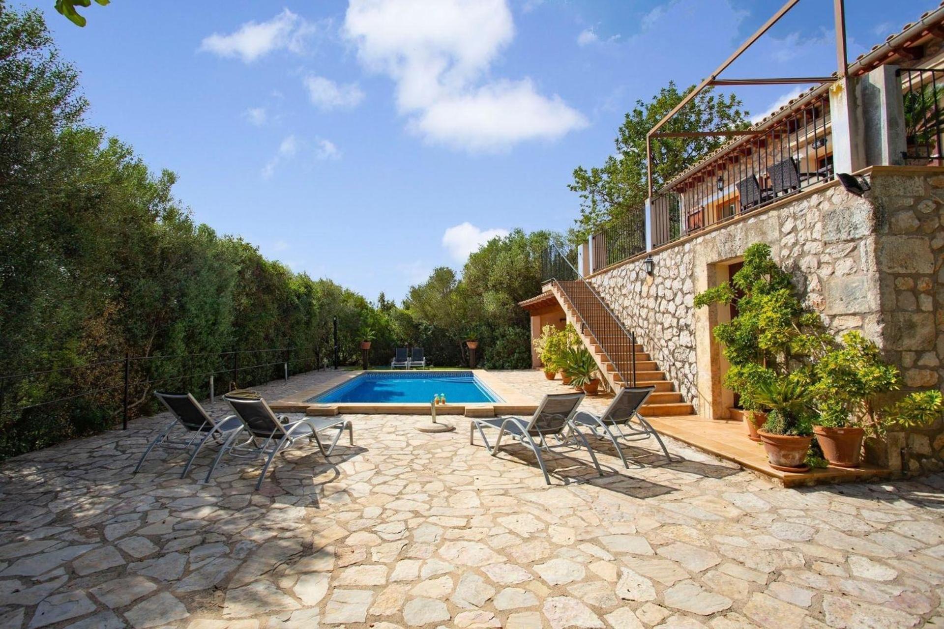 Ferienhaus Rustikale Es Puig Mit Pool Und Klimaanlage Búger