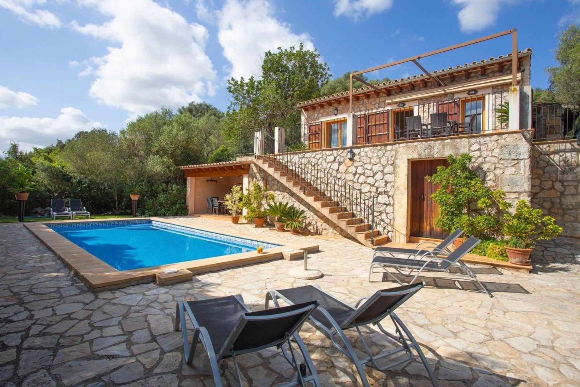 Ferienhaus Rustikale Es Puig Mit Pool Und Klimaanlage